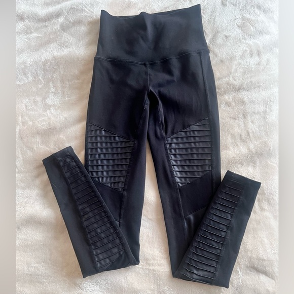 Alo Yoga Black/Glossy High Waist Full Length Moto Leggings XXS $128 - Picture 6 of 9